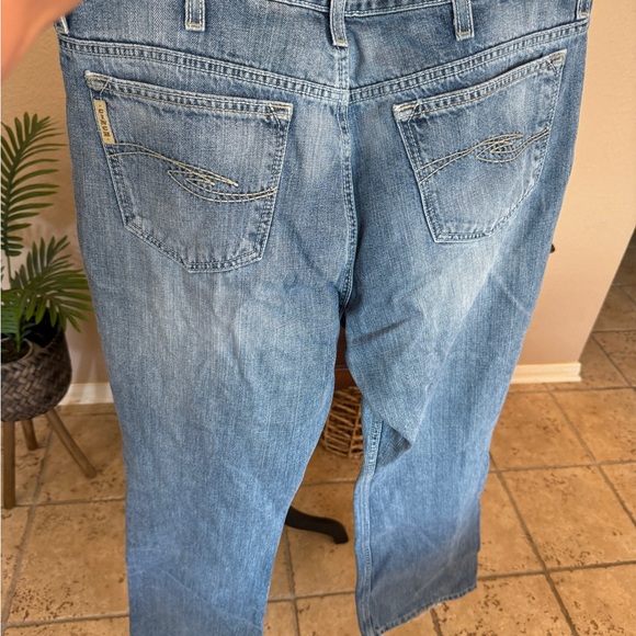 Cinch Men’s Light Blue Relaxed Fit Jeans - Picture 9 of 15